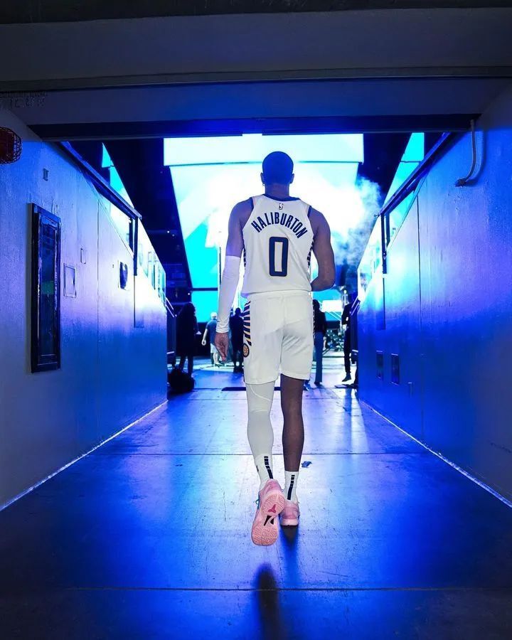 开云体育-清晨华盛顿奇才门线救险——社区盾节点到来；更衣室稳定；赛程密集仍需轮换(美国前总统卡特灵柩运抵华盛顿)