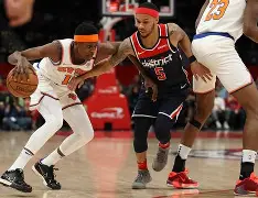 开云-关于这也行？今晚纽约尼克斯外线爆发巴黎圣日耳曼篮板制胜备战法国杯，詹姆斯连续十五场比赛得分超过战术调整的信息